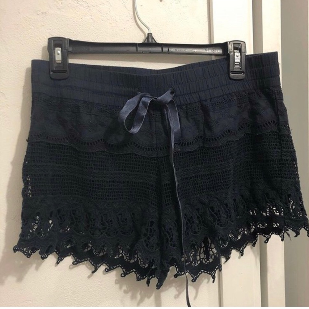 Lace shorts
